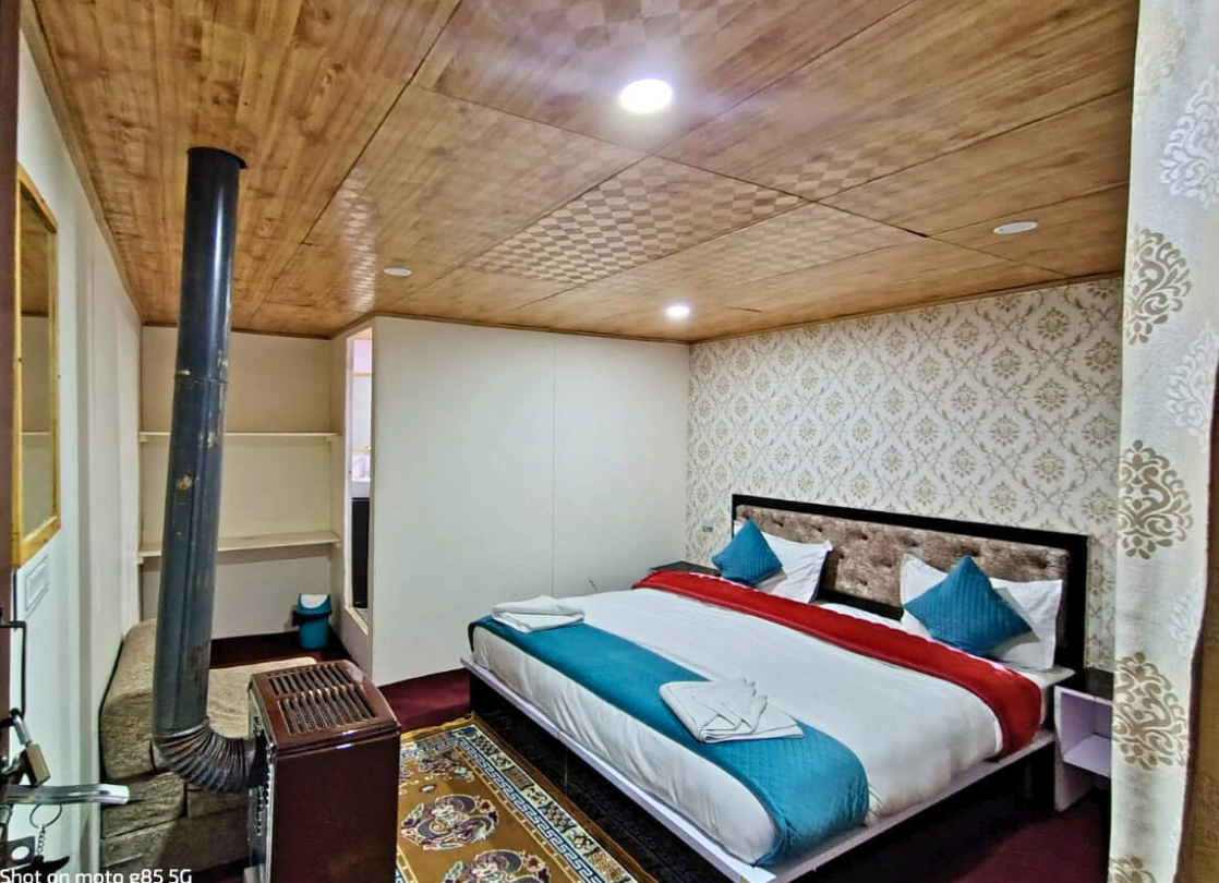 Lake-facing cottage room