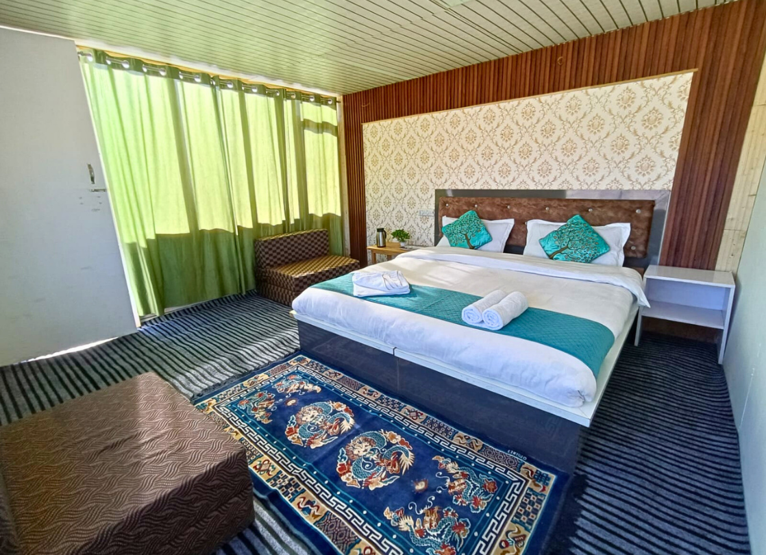 Cozy room at Moon Mirror